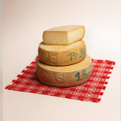 Formaggio di malga estivo